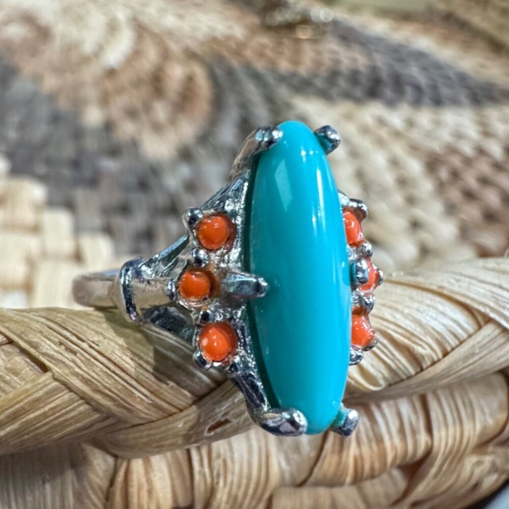 Vintage Silver Ring With Turquoise & Coral Gemstones Size 6 - 18KHGE Marked - Picture 2 of 9
